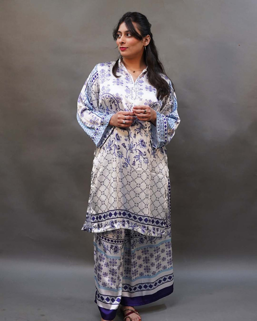 BLUE MAZE 2PC DIGITAL PRINT - STITCHED