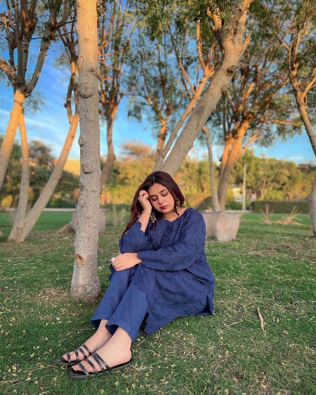 NAYAAB 2 PC EMBROIDERED - STITCHED