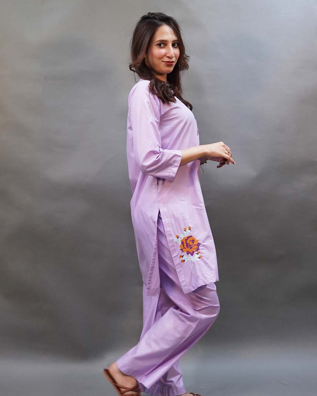 GULAB 2PC EMBROIDERED - STITCHED